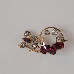 Vintage Star-Art 1/20 12K Gold-Filled Brooch With Red Teardrop & Clear Rhineston